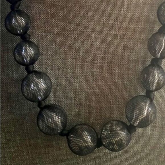 Black Fishnet Lucite Bead Necklace - Picture 2 of 3